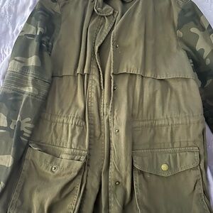 Men's Green Camouflage Jacket